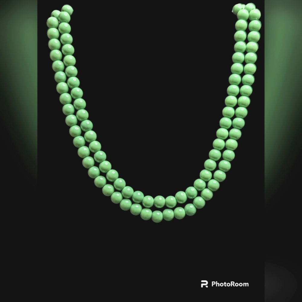 Vintage Green beaded Necklace